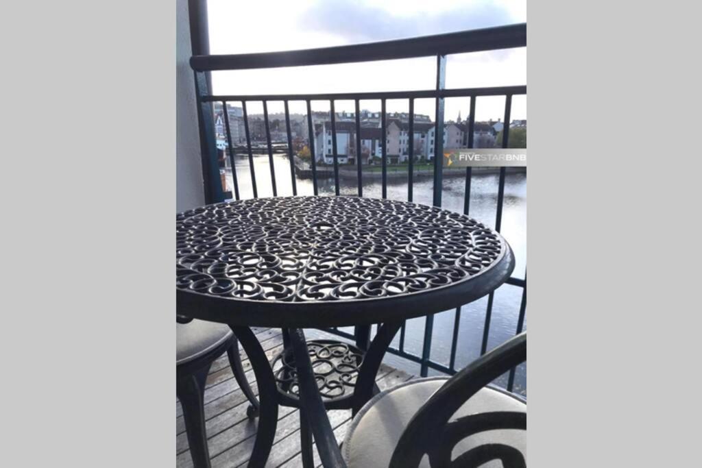 Waterfront Living In Leith With Free Parking! EDI Exterior photo
